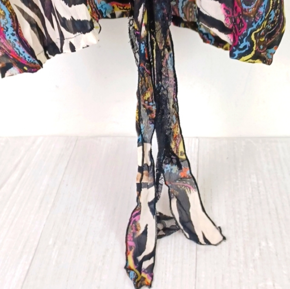 LE CAVIAR Zebra Floral-Graphic Lace Ribbon Ruffle Bell Sleeve  Edgy Blouse SZ L - Picture 6 of 15